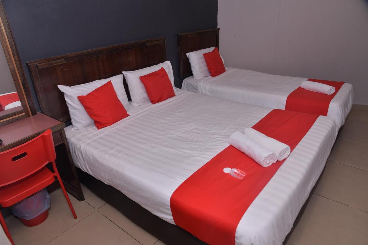 Nice Stay Hotel Raub Eksteriør bilde
